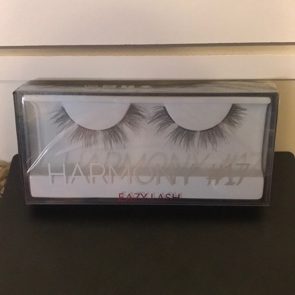 Huda Beauty Harmony #17 False Lashes